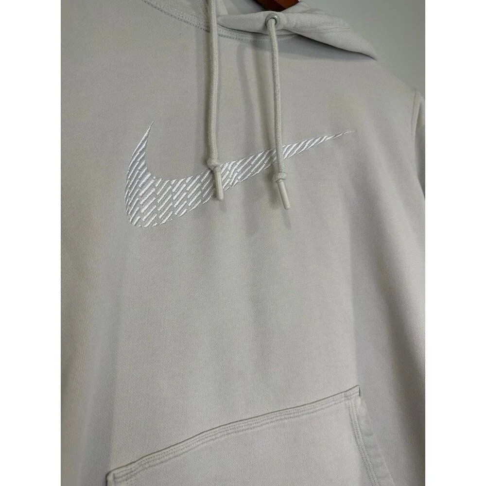 Women’s Nike Sportswear Size Large Club‎ Fleece Hoodie Embroidered